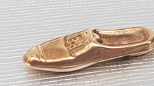 Load image into Gallery viewer, 9ct Gold Charm- Delightful &amp; Lovely Detailed Gold Shoe Charm - Superb condition
