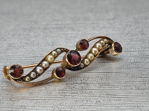 Antique - 9ct Gold Rich Red Garnets & Seed Pearl Pin Brooch - old, cute & pretty