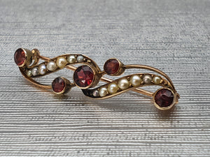 Antique - 9ct Gold Rich Red Garnets & Seed Pearl Pin Brooch - old, cute & pretty