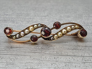 Antique - 9ct Gold Rich Red Garnets & Seed Pearl Pin Brooch - old, cute & pretty