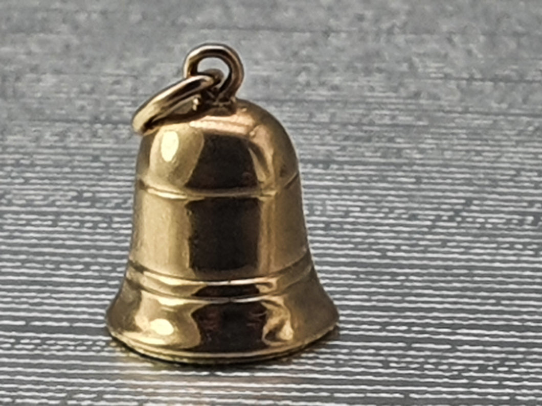 Vintage - 9ct Gold Bell Charm - great condition & seems familiar