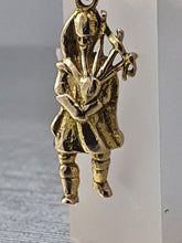 Load image into Gallery viewer, Vintage (1965) Heavy (3.3g) 9ct Gold Kilted Bagpipe Player Pendant/Charm
