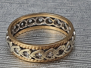 3635: Vintage: 9ct Mixed Gold White Topaz Full Eternity Ring -fine example