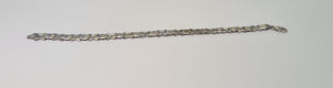 3681 - 9ct White gold Decorative Links Bracelet (18cm) - superb condition- 5.2 grams