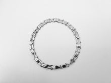 Load image into Gallery viewer, 3681 - 9ct White gold Decorative Links Bracelet (18cm) - superb condition- 5.2 grams
