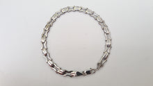 Load image into Gallery viewer, 3681 - 9ct White gold Decorative Links Bracelet (18cm) - superb condition- 5.2 grams
