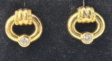 Load image into Gallery viewer, 5099: Vintage: 18ct Gold Brilliant Cut diamond Stud Earrings - Nice weight (3.3grams)
