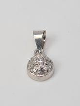 Load image into Gallery viewer, Vintage: 14ct White Gold Simulated Diamonds Pendant - beautifully made
