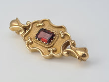 Load image into Gallery viewer, Vintage/Antique 9ct Gold Emerald Cut Garnet Pin Brooch- Old and beautiful
