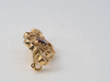 Load image into Gallery viewer, Vintage/Antique 9ct Gold Emerald Cut Garnet Pin Brooch- Old and beautiful
