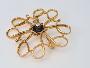 4105: Vintage: (1968) Brilliant round Cut Diamond Swirl Brooch- 55 years old lovely symmetry