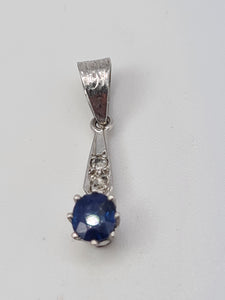 9ct White Gold large Blue Sapphire Brilliant Diamonds Pendant - superb condition