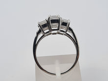 Load image into Gallery viewer, 4551: Vintage: 9ct White Gold Natural Zircons Diamonds Cocktail Ring- crisp, clean, sparkling
