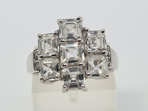 4551: Vintage: 9ct White Gold Natural Zircons Diamonds Cocktail Ring- crisp, clean, sparkling