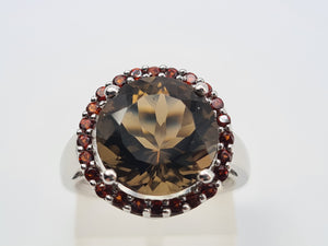 4558:Vintage: 9ct White Gold Smokey Quartz Garnets Halo- lovely combination- nice weight