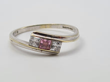 Load image into Gallery viewer, 4581: Vintage 9ct White Gold Cubic Zirconias Dress Ring- cute and crisp
