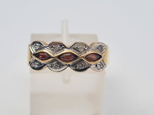 4658: Vintage; 9ct Gold Geometric Set Garnets Round Cut Diamonds Dress ring- lovely symmetry ,nice weight