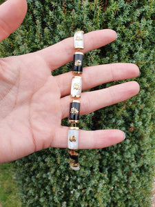 4913: Vintage: 9ct Gold Black Onyx Mother of Pearl Link Bracelet (18.5cm) - fine gold detail