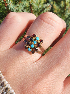 4834: Vintage Old 9ct Gold Geometric Set Signet Ring Turquoises Garnets- lovely symmetry