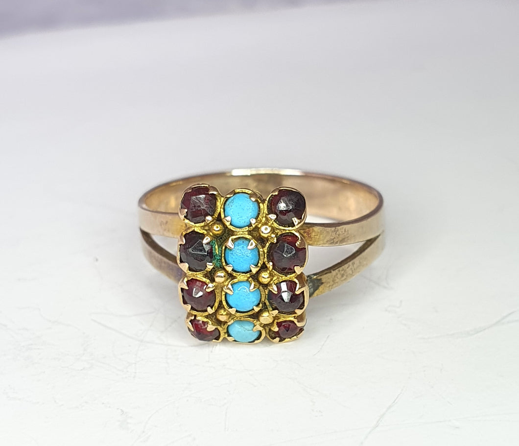 4834: Vintage Old 9ct Gold Geometric Set Signet Ring Turquoises Garnets- lovely symmetry