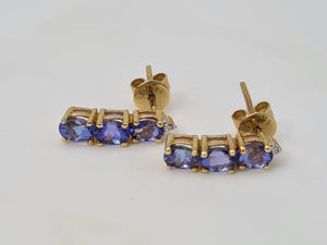 4987: Vintage: 14ct Gold Tanzanites Trilogy Diamonds Earrings- exquisite eye catchers