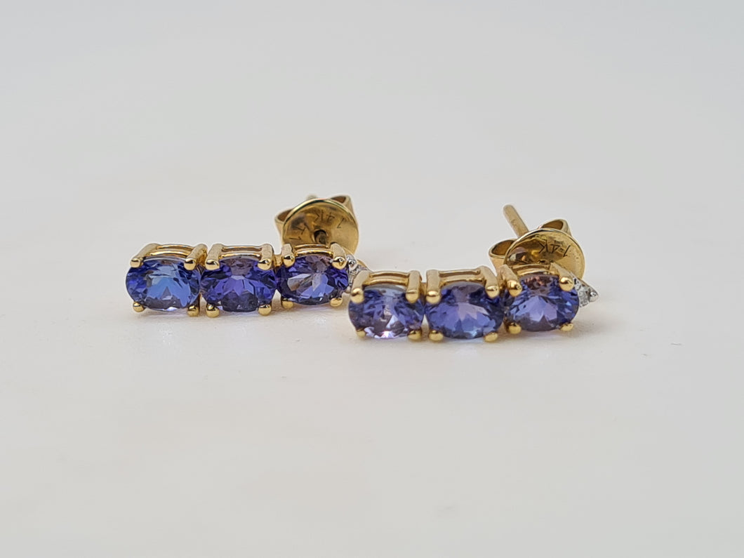 4987: Vintage: 14ct Gold Tanzanites Trilogy Diamonds Earrings- exquisite eye catchers