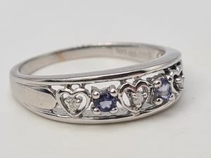 4942: Vintage: 9ct White Gold Tanzanite Diamonds "Love Heart" Ring- crisp condition