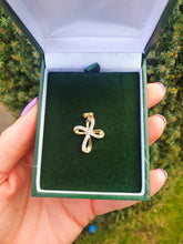 Load image into Gallery viewer, 4955: Vintage: 9ct Gold Simulated Diamonds Cross Pendant- lovely
